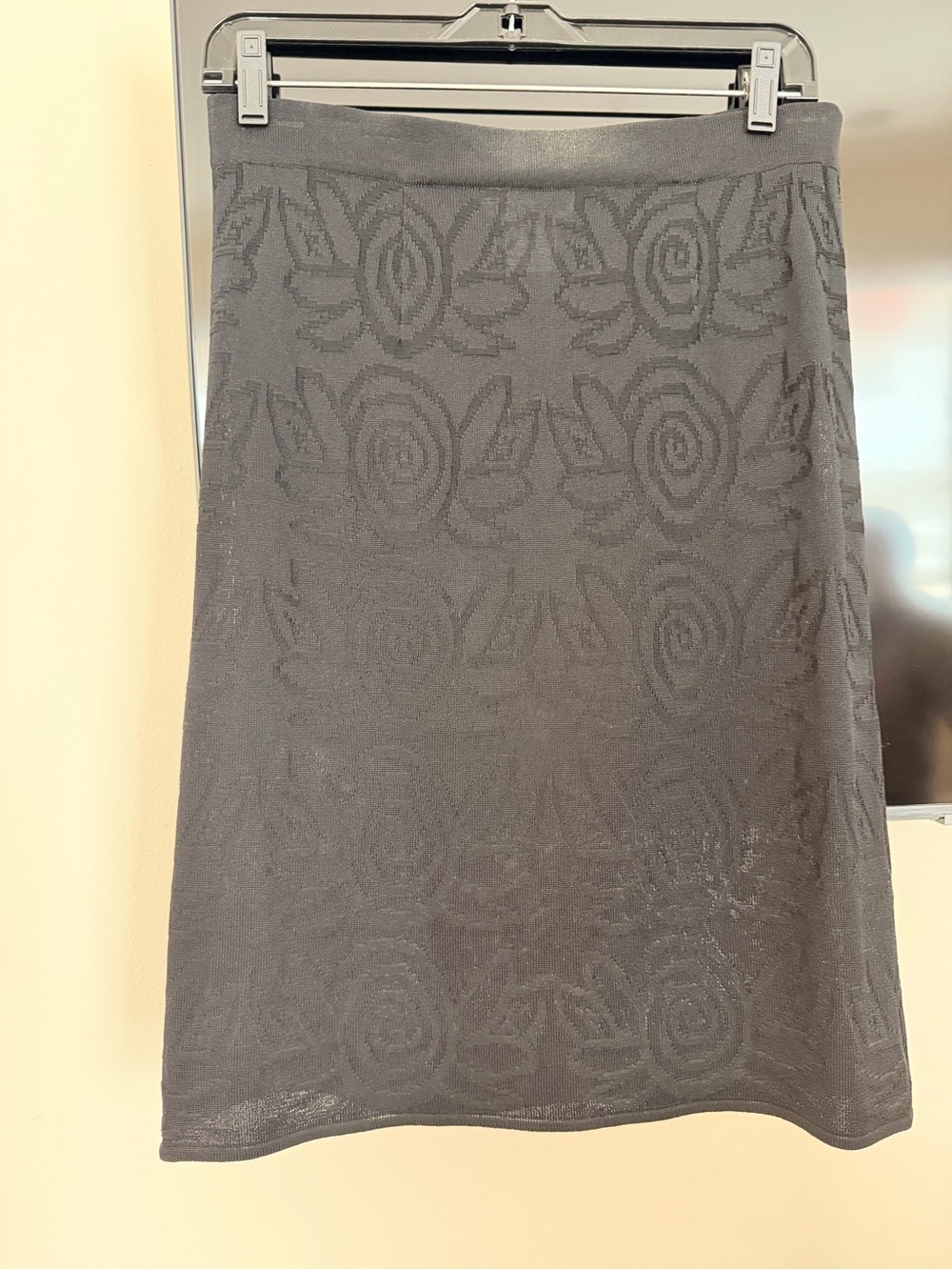 Classic Textured Knit Skirt - sheer black